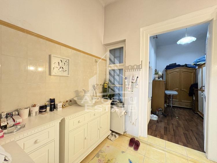 Apartament cu 2 camere semidecomandat, mobilat în Iosefin