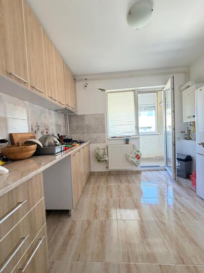 Apartament 2 camere de închiriat, Solstițiului 8, 450 € - 11