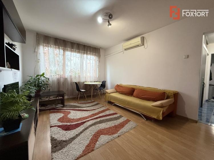 Apartament cu 3 camere semidecomandat, mobilat în Cetății