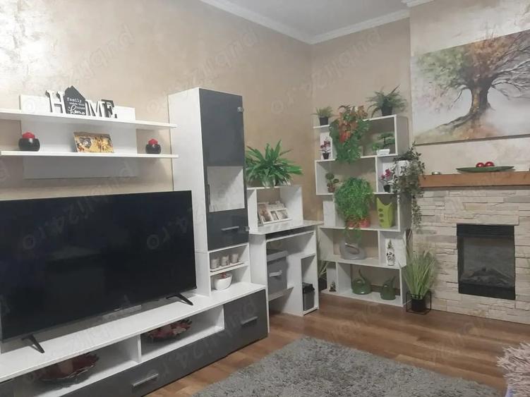 Apartament cu 2 camere decomandat în Rogerius
