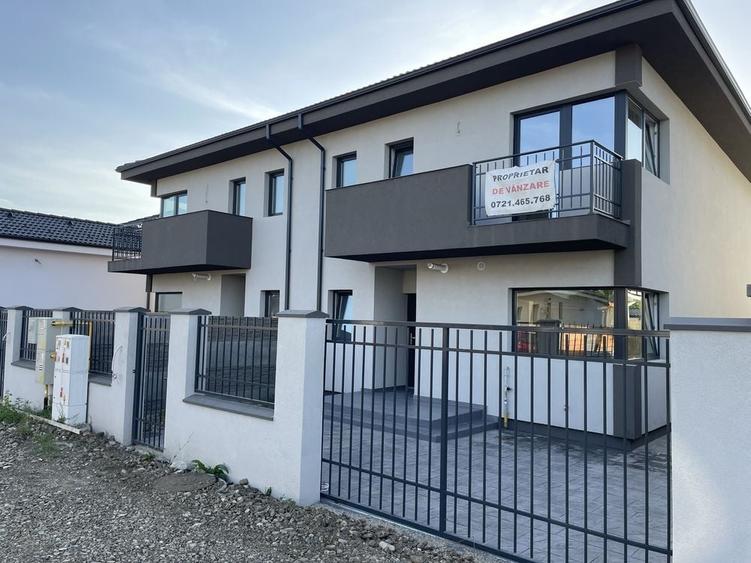 Casă cu 4 camere în Moșnița Nouă