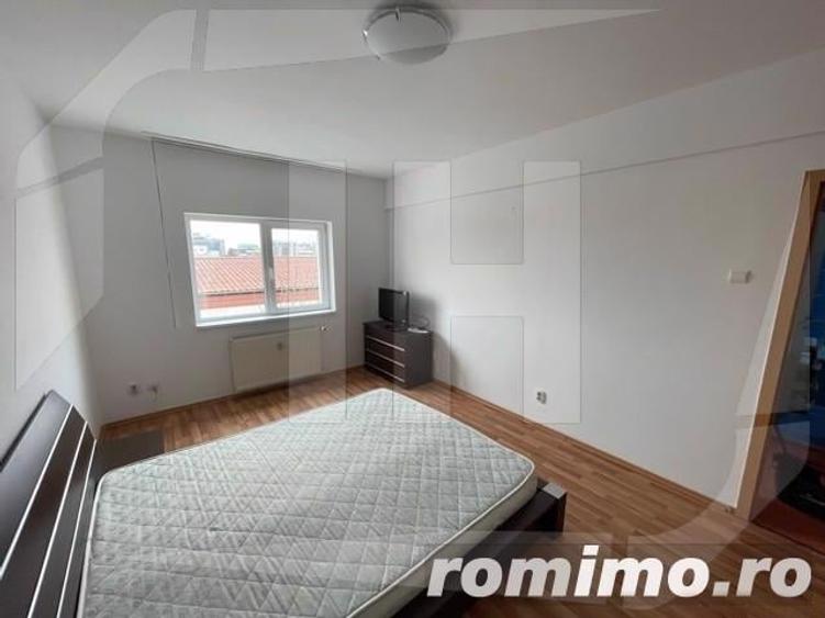 Apartament cu 3 camere semidecomandat, mobilat în Gheorgheni