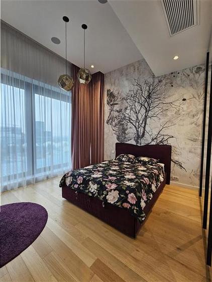 Apartament cu 6 camere decomandat, mobilat în Herăstrău