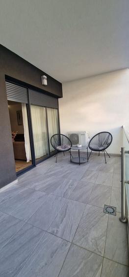 Apartament cu 2 camere decomandat, mobilat în Dumbrăvița