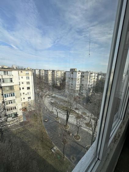 Vind apart 3 decomandat cu vedere la Dunare zona ultracentrala - 2