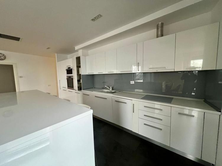 Apartament premium 5 camere - 32