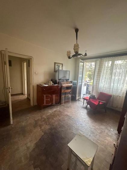 Apartament 2 camere &icirc;n zona STRAZII BORSEC - 2