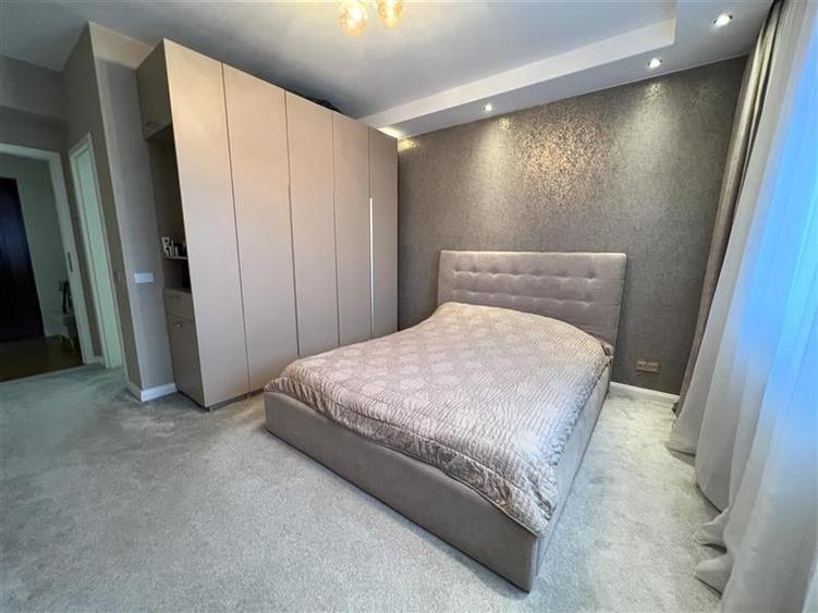 APARTAMENT 3 CAMERE MODERN II RENOVAT RECENT II 122 MP - 13