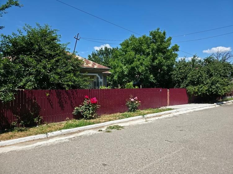 Casă cu 3 camere în Slobozia Ciorăști