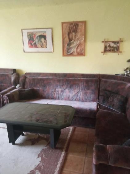Apartament cu 4 camere decomandat în Central