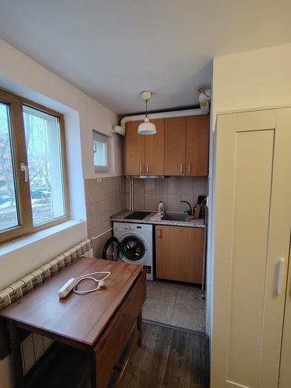 Garsoniera mica de vanzare zona Baicului - 1