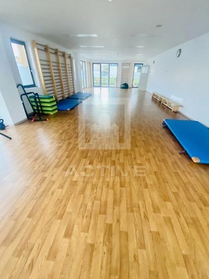 Spatiu parter si etaj  +curte proprie  || zona Farmec - 1