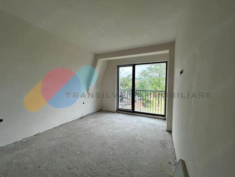 Duplex, 150 mp utili, 700 mp teren, ideala pentru familie sau birou - 13