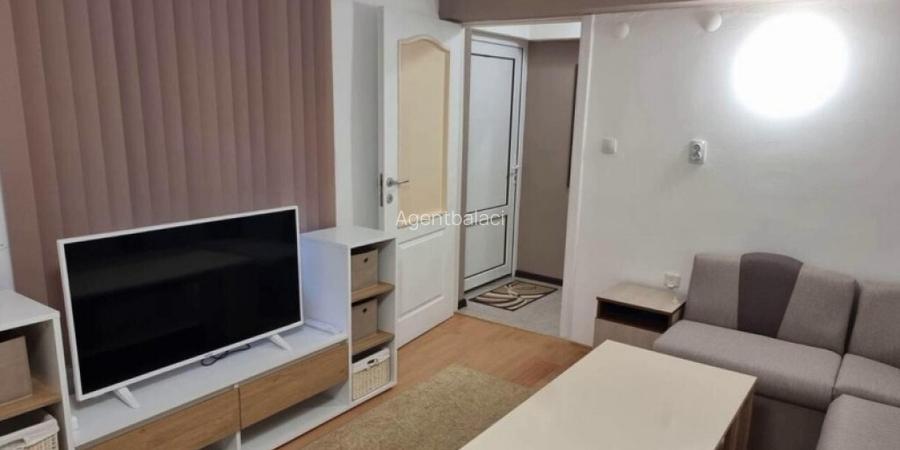 De inchiriat garsoniera Centrul Civic