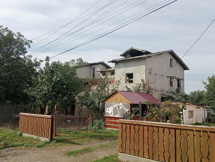 Cladire cu suprafata de 500mp la Avrameni - 1