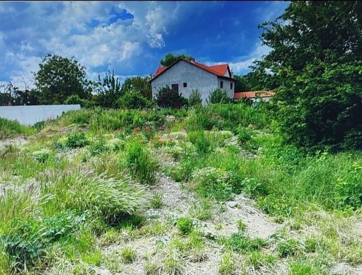 TEREN INTRAVILAN DE VÂNZARE 465 MP\ CARANSEBEȘ\ ZONA RACOVIȚEI - 1