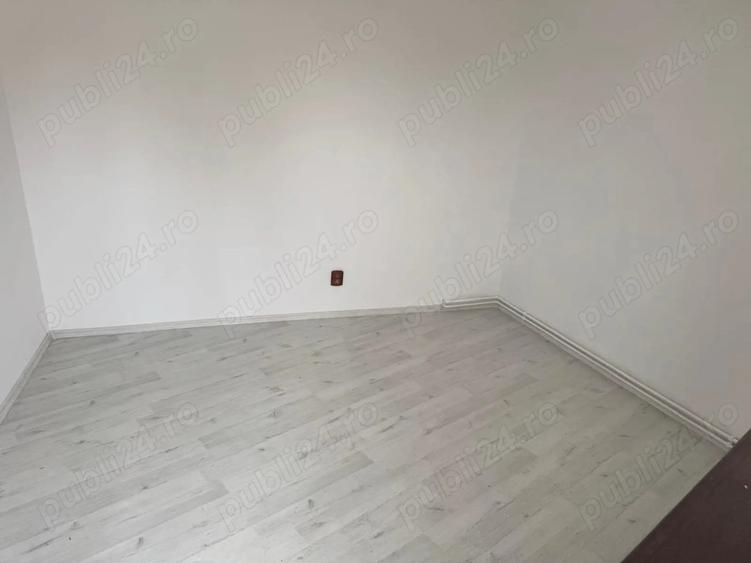 Spatiu de inchitiat aprox 12 m - 2