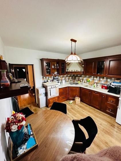 Casa de inchiriat Dragomiresti Deal - 3