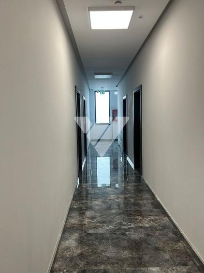 Spatiu comercial / birou / salon de infrumusetare de 20 mp – parcare inclusa - 5