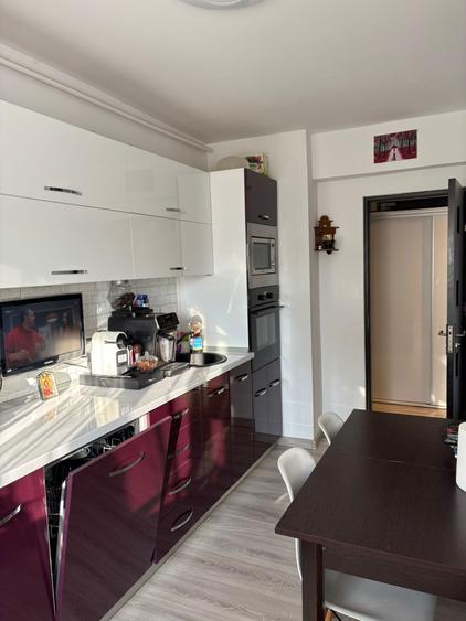 Apartament 3 camere – complet mobilat și utilat – Str. Tineretului 37 - 11