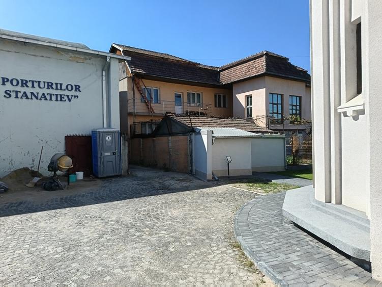 Casa de vanzare - 2