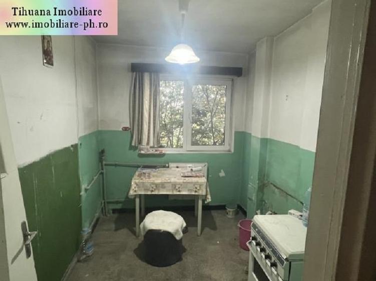 Apartament 2 camere de vanzare : Democratiei - 9