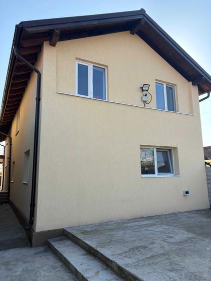 Vila P+E modernizata in 2025 teren 600 mp Brestei, Craiova - 7