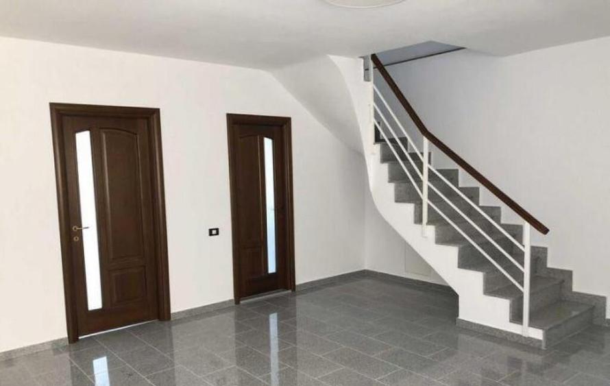 Unirii Budapesta vila 6 camere - 8