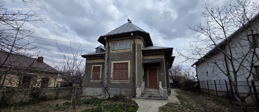 Vilă interbelică | Str. Căpitan Andreescu Ion | 250 mp utili | Teren 740 mp - 1