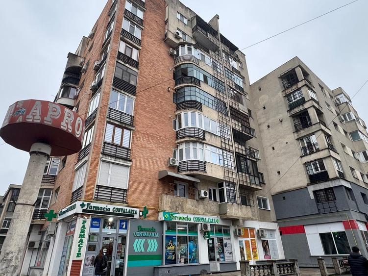 Garsoniera & Cabinet zona Farmacia Convalaria ETAJ 1 - 1