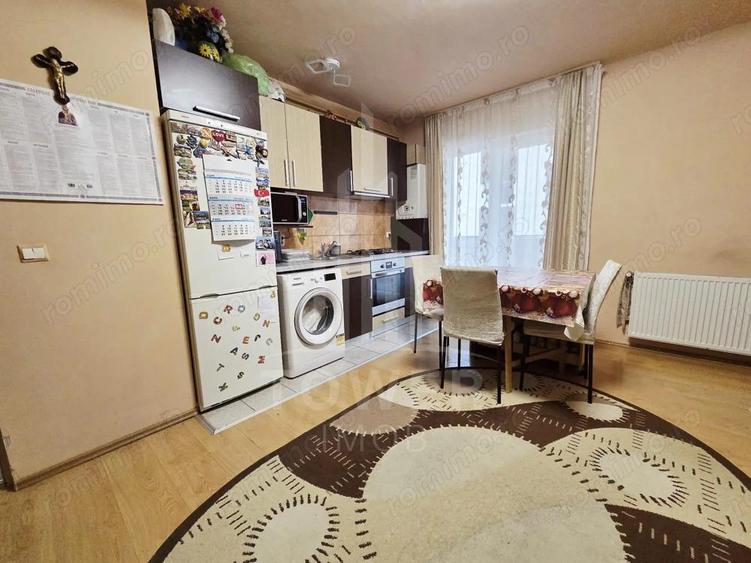 Apartament 3 camere la casa de vanzare in Zona Gusterita - 5