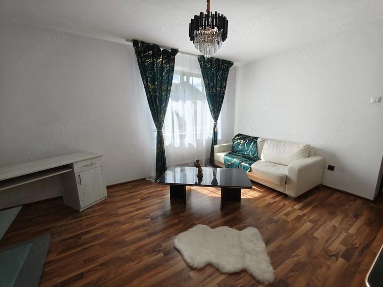 Apartament cu 2 camere decomandat în 15 Noiembrie