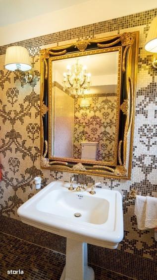 Apartament cu 4 camere decomandat în Clăbucet