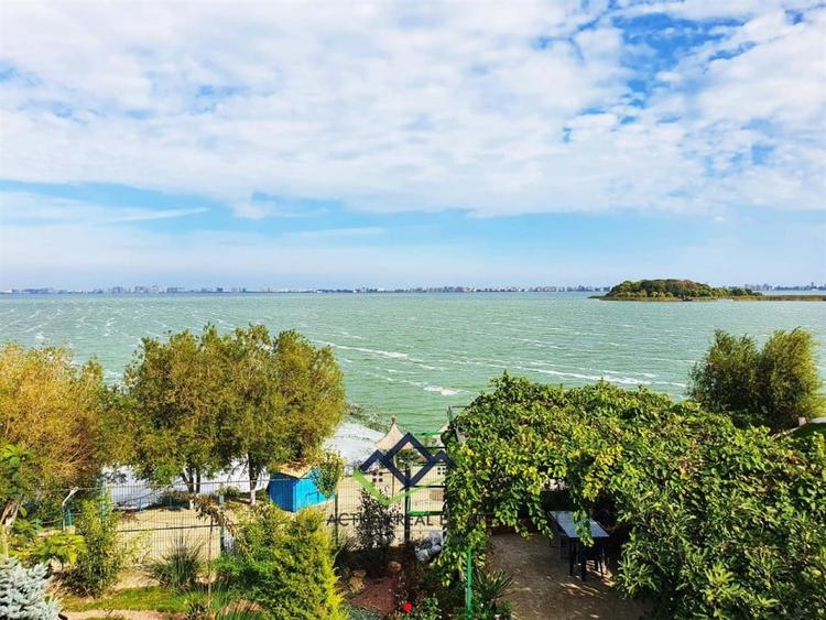 Ovidiu |  VILA P+1 |  PRIMA LINIE LA LAC - 18