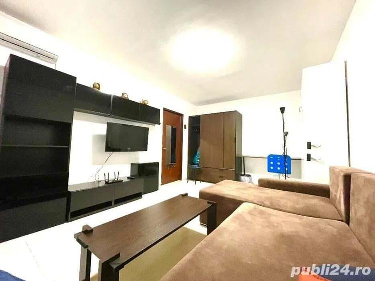 Mega Mall decomandata 43mp pat rabatabil moderna - 3