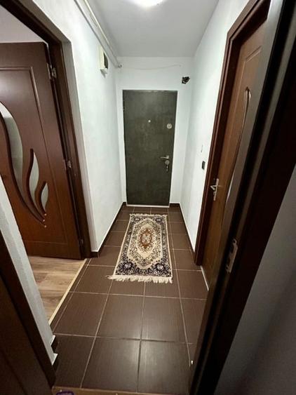 Se oferă spre închiriere apartament cu 2 camere – zonă centrală - 1