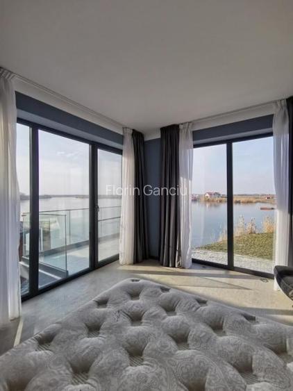 Snagov 2022- Vila la lac piscina si ponton, teren 2050mp