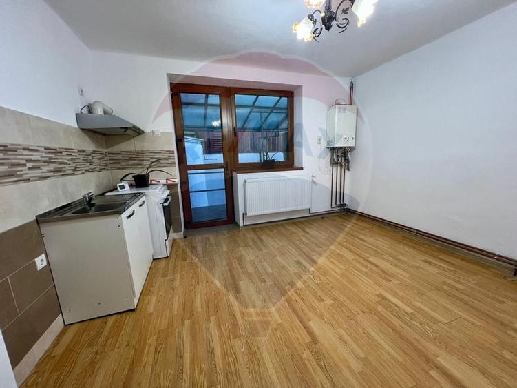 Casă cu 3 camere de vânzare Calea Dumbravii - 7