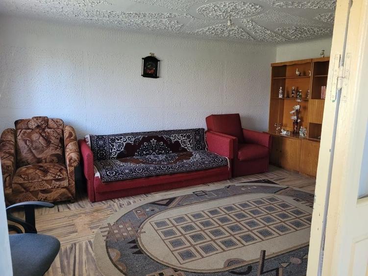 Casă cu 3 camere în Ezeni