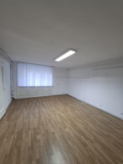 Piata 700 – Spatiu  Chirie – Demisol Inalt - 5