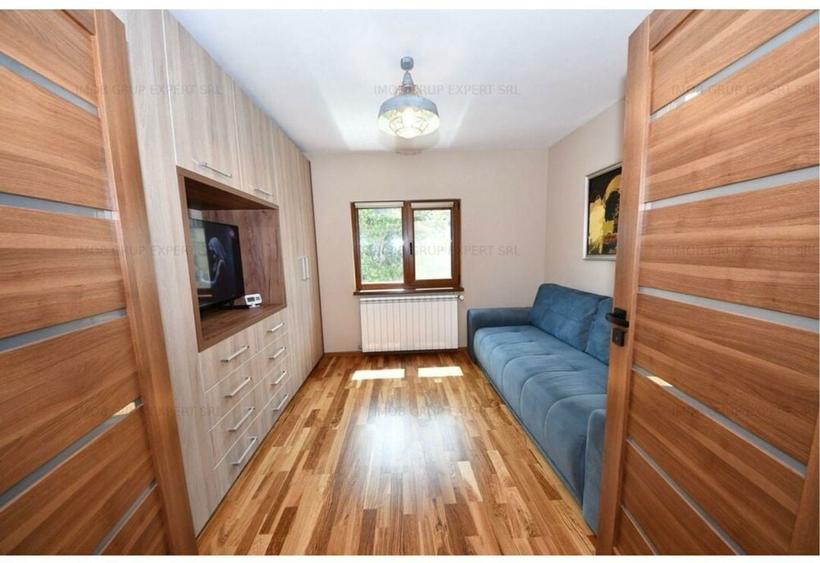 Apartament 4 camere MARE (100 mp) mobilat/utilat Micro 17 - 13