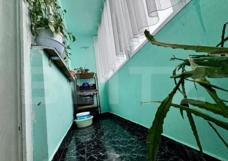 Apartament de vazare, cu 4 camere, 90 mp + balcoane, zona La - 9