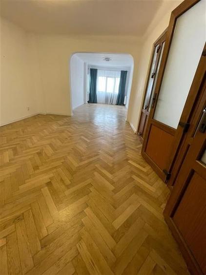 apartament 3 camere Piata Muncii, la 1 minut de gura de metrou, 90mp utili ,etaj - 7