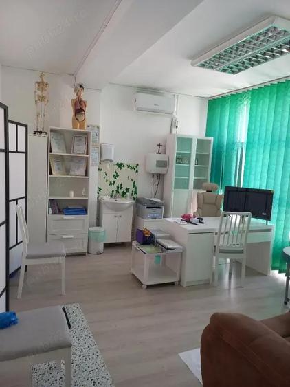 Spa?ii centrale in cladire de birouri - 5