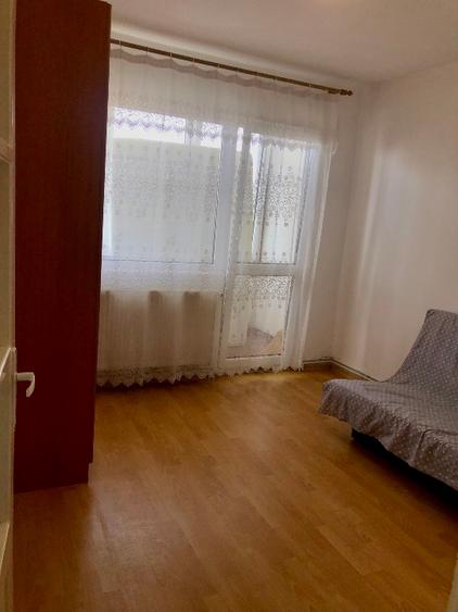 Apartament de vânzare - 2