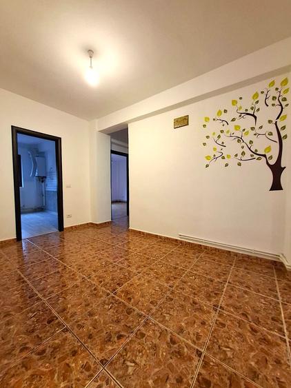Apartament 3 Camere Ultracentral ,etaj 1 , garaj si boxa - 8