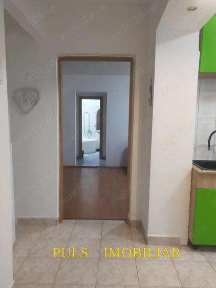 Lapusneanu - v-a-v Parc Tabacarie: Apartament trei camere, doua holuri, etaj 2, gaze, amenajari - 8