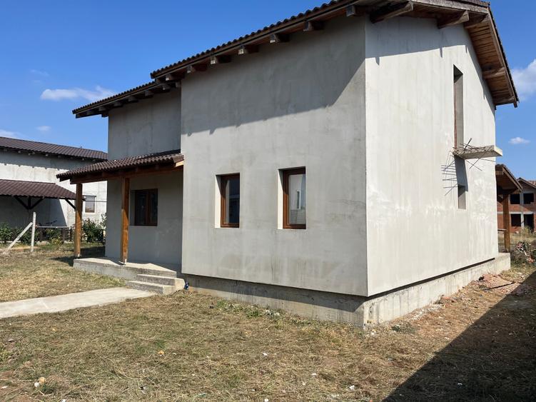 Casa Individuala Giarmata Mare,165mp utili,702mp teren - 3