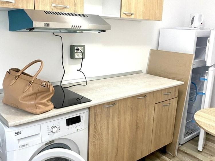 Rahova vanzare casa singur curte - 9