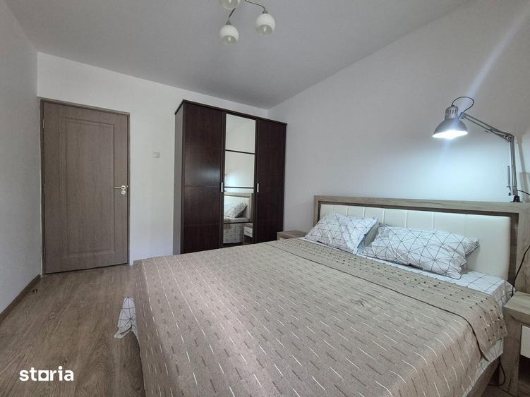 Apartament cu 3 camere decomandat în Berceni